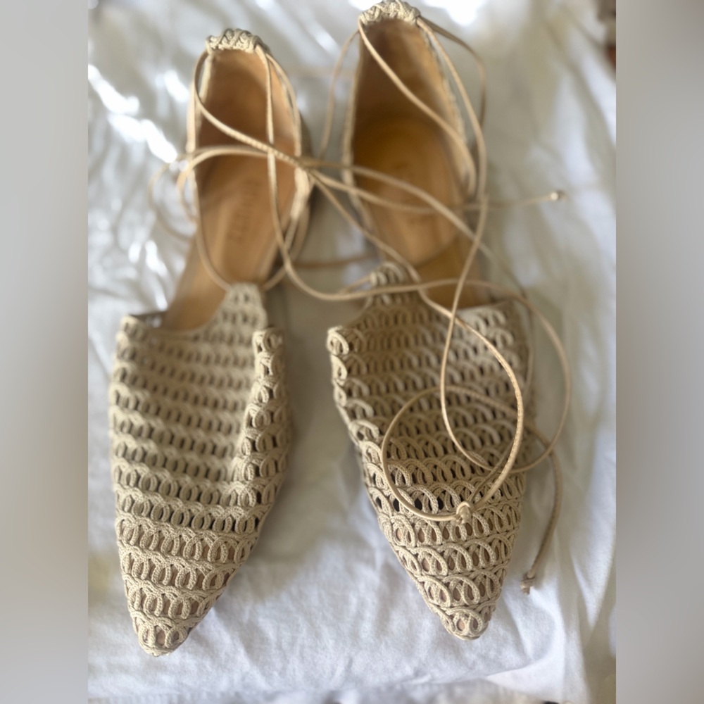 SCHUTZ Beige Woven Pointed Lace-Up Flats